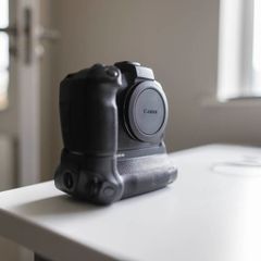 EOS R full frame