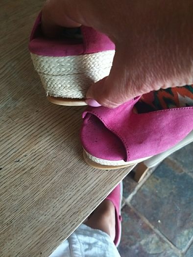 Ceruse Pink Wedge Sandals