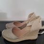 New Look gold espadrilles Image 4
