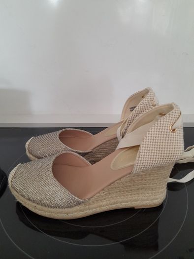 New Look gold espadrilles