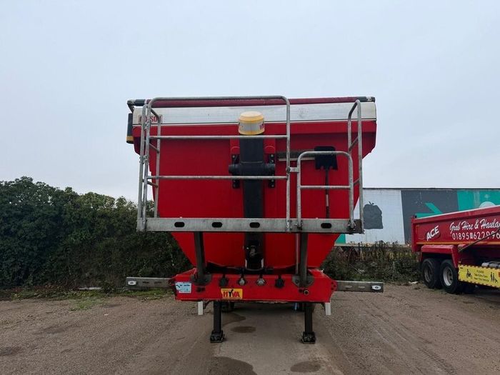 Colson tipping trailer