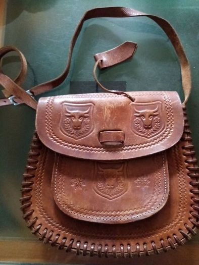 real. leather  hand  bag