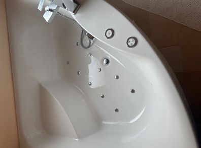 whirlpool jet bath