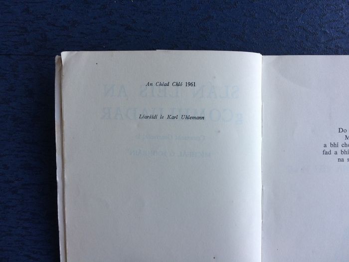 Leabhar- Slan leis an gComhluadar