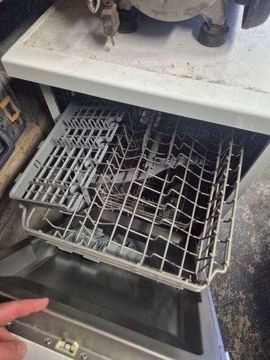 Powerpoint Slimline Dishwasher