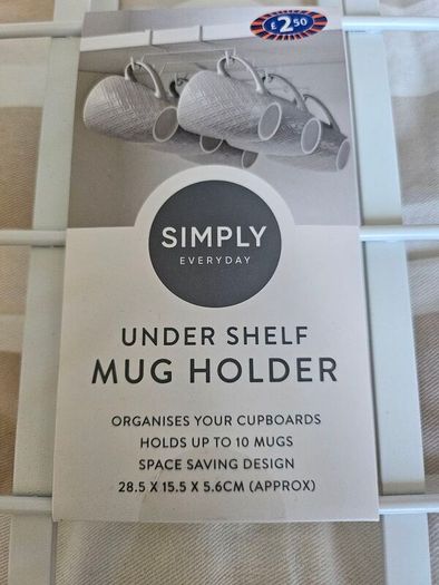 Under shelf mug holder