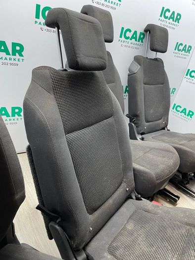 Peugeot 5008 Seat Set