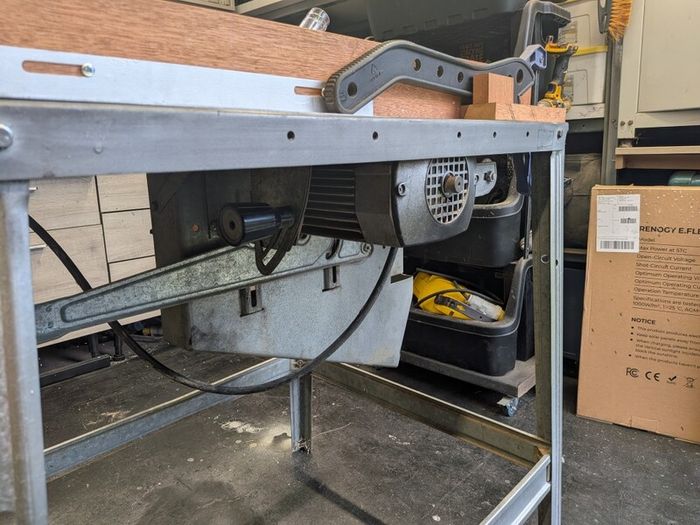 AEG table saw 220v