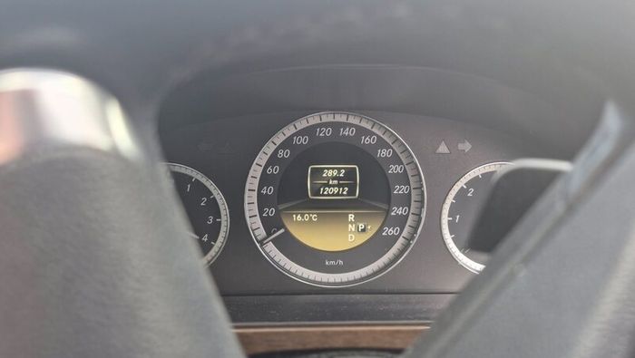 Mercedes-Benz E-Class 2012