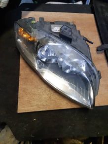 2005-2007 Audi A4 Genuine Front Right Headlight/headlamp 8e0941004ak