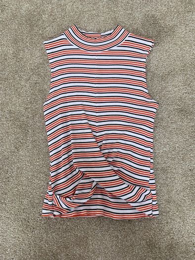 Stripped top