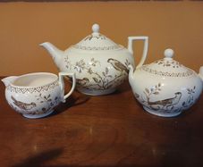 Wedgwood teapot milk jug and sugar bowl