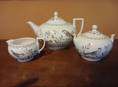 Wedgwood teapot milk jug and sugar bowl