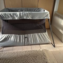 Baby Bjorn travel cot