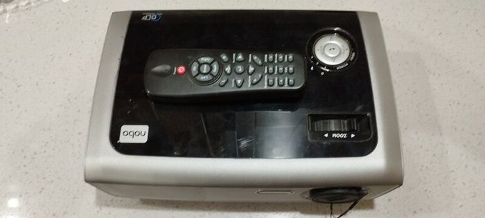 Projector Nobo X28 Digital Projector