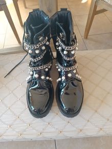 Biker boots chains pearls buckle UK 5 38 bloggers shoes lined warm & waterproof