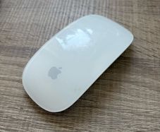 Apple mouse