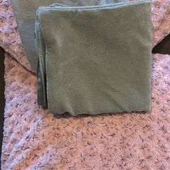 4x cushions