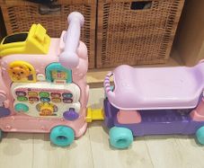 Ride-on Girls Train Vtech