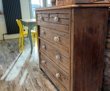 vintage Chest of drawers