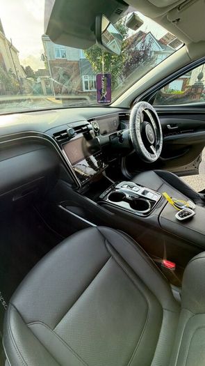 2021 Hyundai Tuscon Executive Plus HEV 94,000km