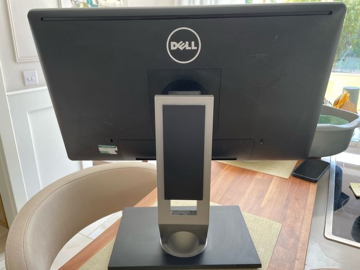 Dell monitors x2