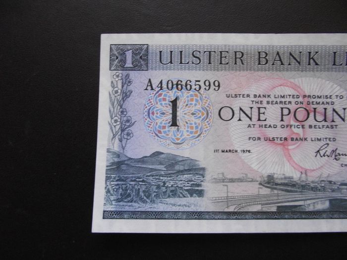 1976 Ulster Bank UNC 1 Pound. Nice Number A4066599