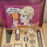 Benefit Make-up  Gift Sets Image 5