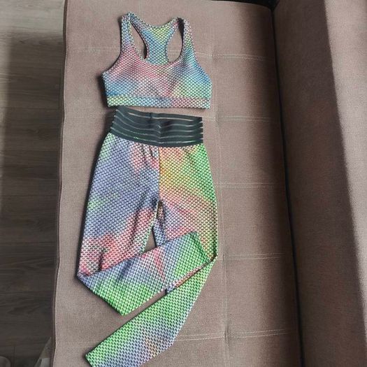Colourful Tie dye Honeycomb Sports set, size 10