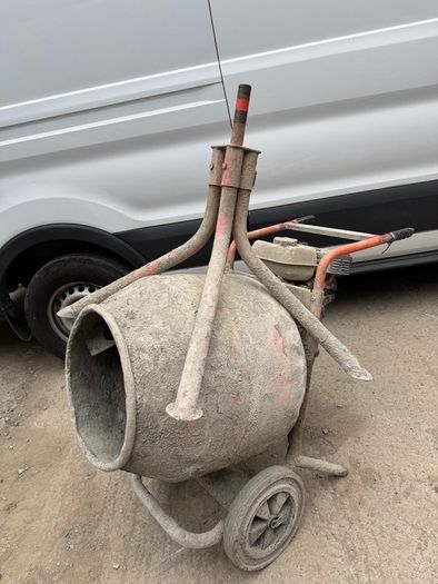 cement mixer