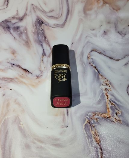 L'Oreal Colour Riche Collection Exclusive Lipstick - Eva's Delicate Rose - New