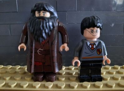 lego harry potter and hagrid (2011 versions)