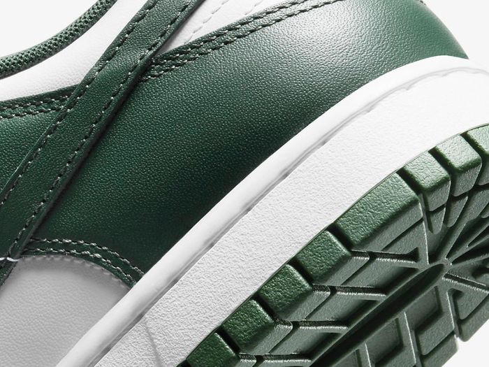 Nike Dunk Low Team Green UK 11 Deadstock Brand New & Unworn