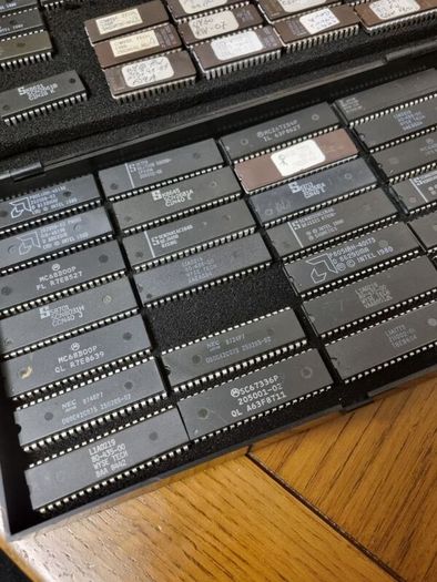 Vintage ics epromss cpus Joblot
