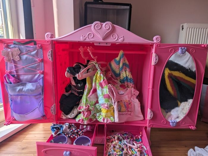 build a bear wardrobe with hangers