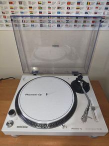 Pioneer DJ PLX-500 turntable