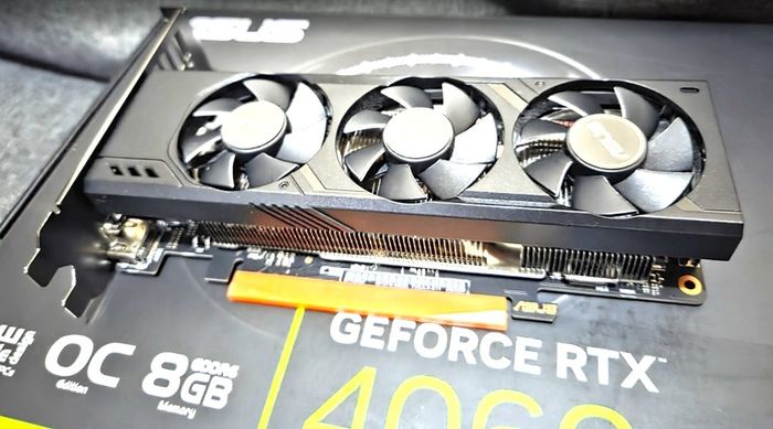 RTX4060 Low Profile Asus