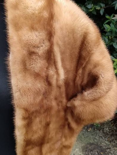 Beautiful 1950's S Jaffa Ltd Mink Cape