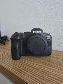 Canon EOS R6 Mirrorless Camera Body