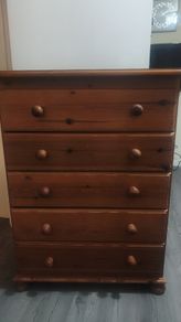 Pine wood Chest of drawers