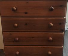 Pine wood Chest of drawers