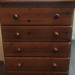 Pine wood Chest of drawers