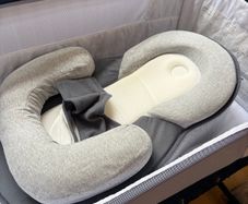 Baby feeding pillow