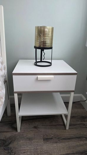 set of bedroom furniture