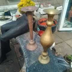 2 brass vases