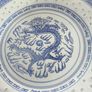 4 different ietms -1- Jingdezhen Porcelain 101/4 -inch Dragon Rice Grain Luncheon Plate - Vintage Blue and White Chinese Design is slieght chip at the edge 15.00 euro.2- Vintage Japanese octagonal porcelain bowl, commonly crafted in the traditional Arita  Image 5