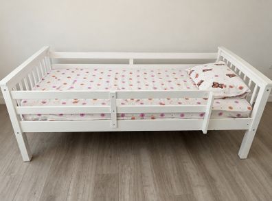 Wooden frame single bed plus mattress