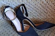 Closed Toe Black Heels...size 4