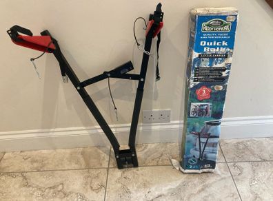 Bicycle carrier/rack for car