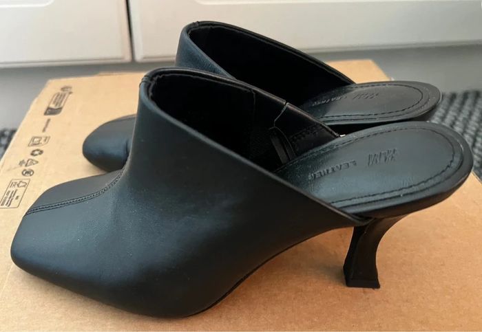 H&M black leather mules - square toe - size 35 (2)